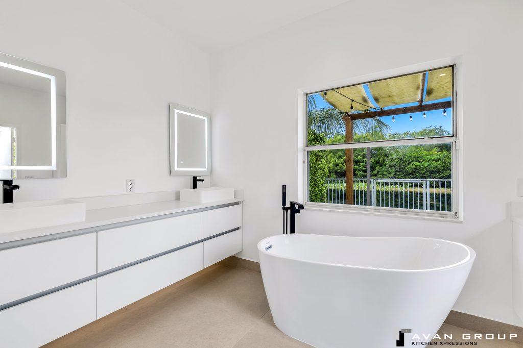 Master bath Remodeling in Weston