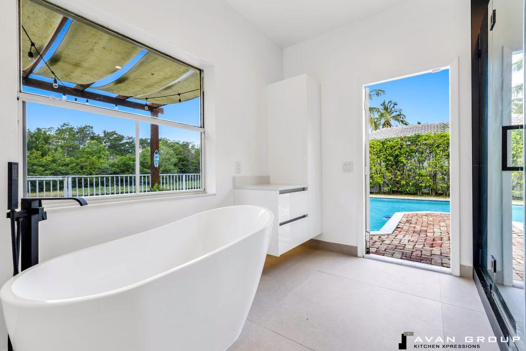 Master bath Remodeling in Weston